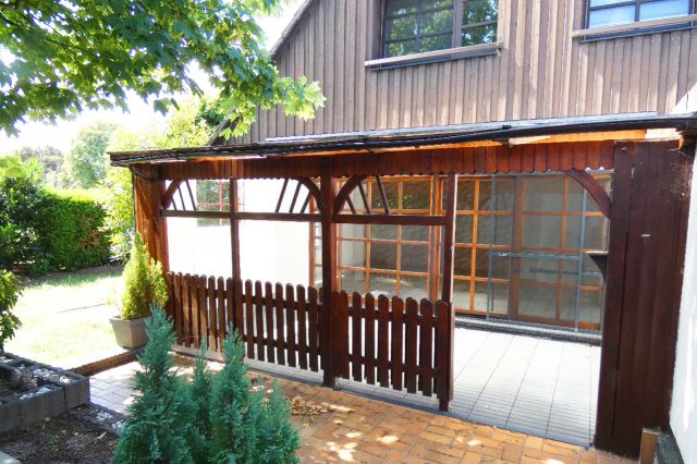 überdachte Terrasse