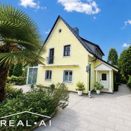 Charmantes Haus mit liebevoll angelegtem Garten!