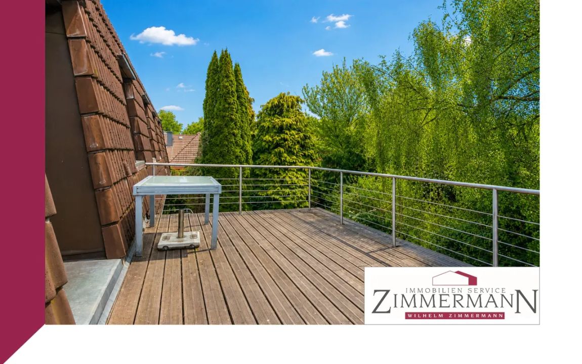 Großzügige Eigentumswohnung mit Dachterrasse im Zweifamilienhaus