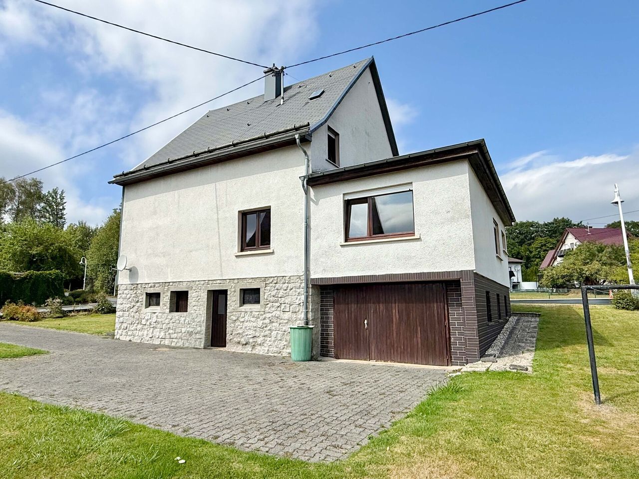 Straßenansicht