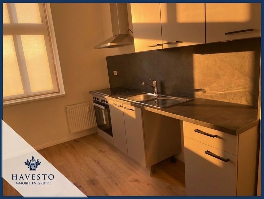 Frisch renovierte 2-Raumwohnung mit Einbauküche & ca. 50 m² Wohnkomfort in bester Lage Sudenburgs! - Foto 2