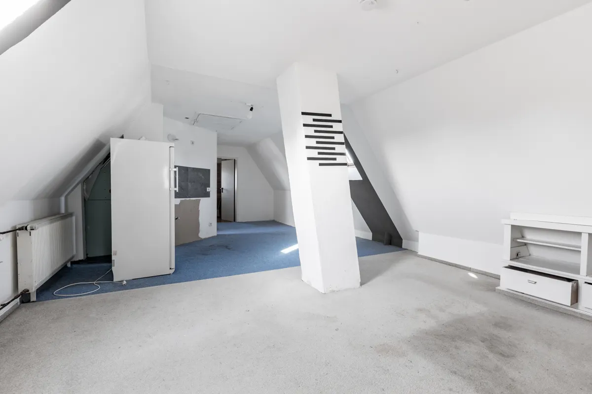 Ausgebauter Spitzboden Vorderhaus (2)