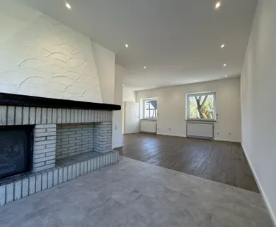 Kurbad-Villa mit Kamin, Terrasse, Keller, Garten, Garage und Gartenhaus - Photo 3